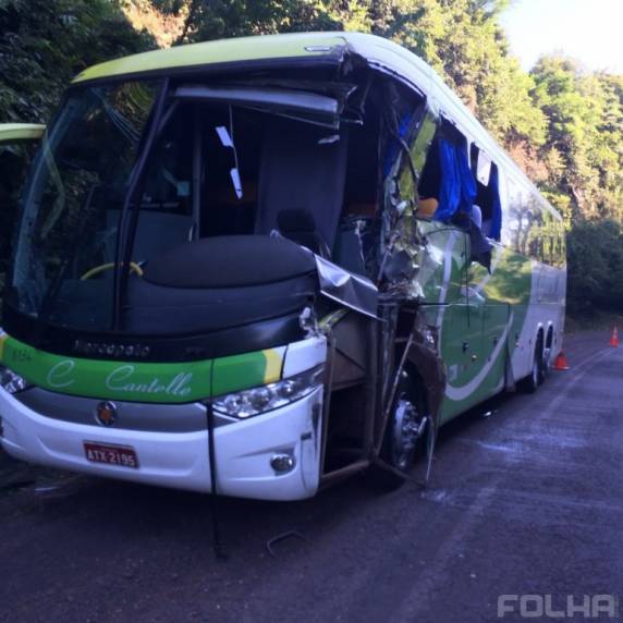 Apenas motorista do ônibus ficou ferido