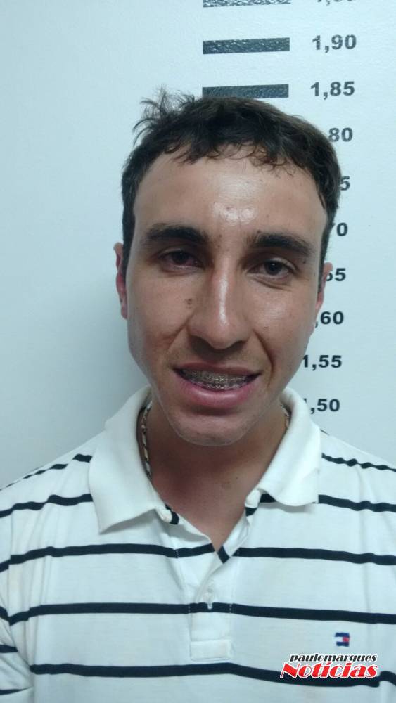 Homem de 25 anos é suspeito de um assalto a loja e furto de uma 

caminhonete