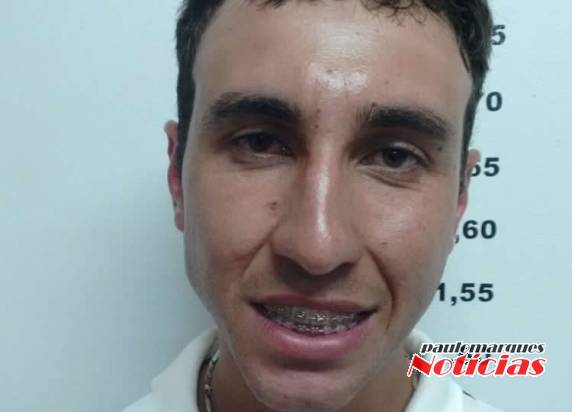 Homem de 25 anos é suspeito de um assalto a loja e furto de uma 

caminhonete