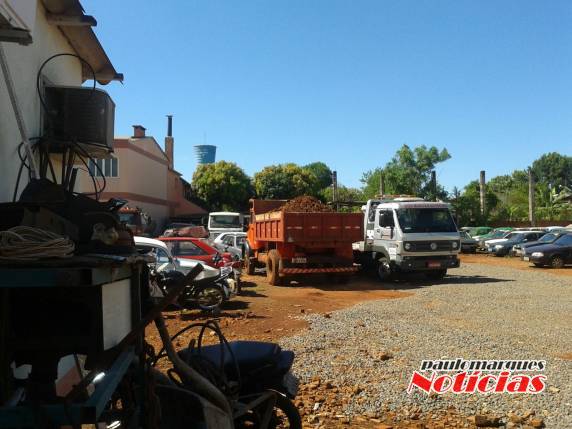 Veículo trafegava com problemas nas placas