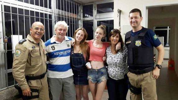Cerca de seis horas após o início do desentendimento, a família se 

reencontrou na Unidade Operacional da PRF, em Palhoça
