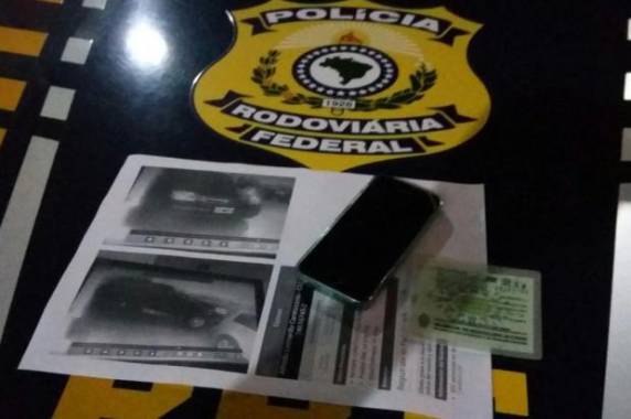 Aparelho foi encontrado com um argentino pela Polícia 

Rodoviária Federal