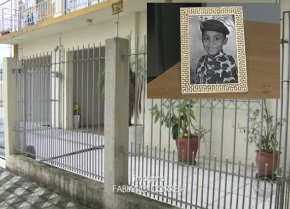 Foi feita perícia na residência; roupas e móveis foram apreendidos
