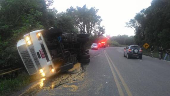 Motoristas enfrentam trânsito lento no trecho