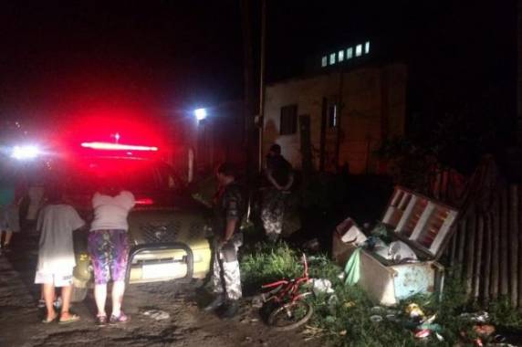 Andrei Luiz Moreira, 21 anos, 

foi morto no bairro Carolina, no local conhecido como Beco do Moinho
