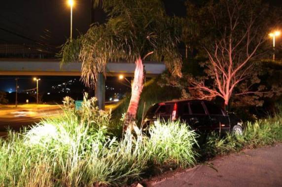 Carro saiu da pista na SC-401