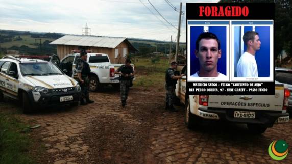 O veículo estava com as placas clonadas e havia 

sido roubado no município de Vila Maria