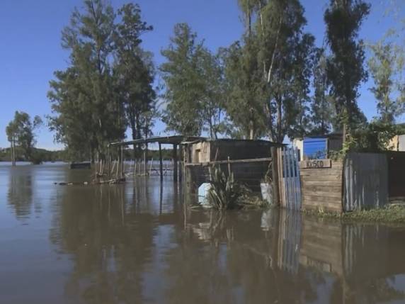Águas do Rio Quaraí estão em 

torno de sete metros acima do nível normal