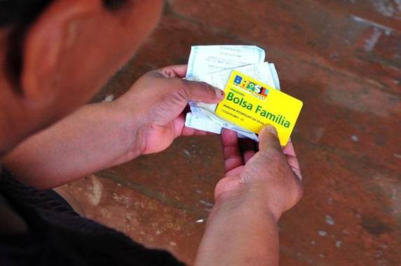 O tribunal encontrou famílias com renda per capita acima do limite superior do programa