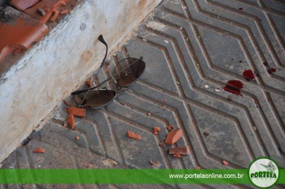 Suspeitos fugiram e depois de capotarem 

veículo um teria morrido