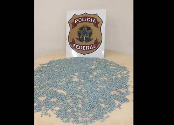 Polícia Federal prendeu homem que estava com a droga nesta quinta-feira