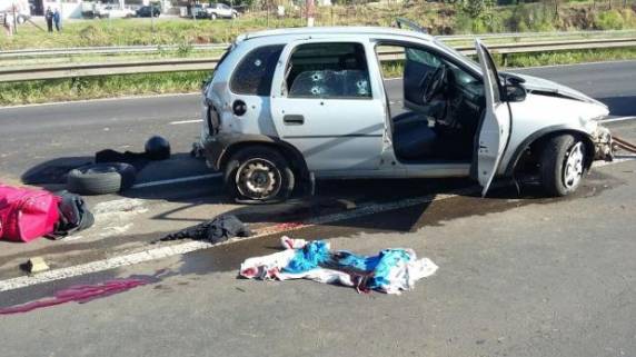 Devido à ocorrência, BR-116 foi bloqueada por cerca de 30 minutos