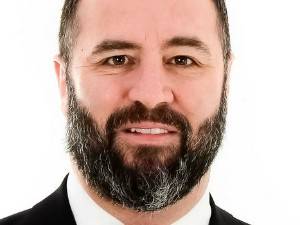 À RBS TV, vizinhos falaram que PMs chegaram armados ao local