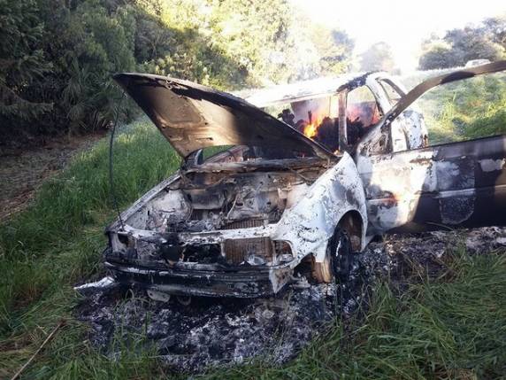 Veículo em chamas estava na Linha São Brás, interior de São Domingos