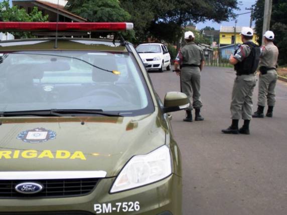 Fato ocorreu por volta das 20h30 deste domingo