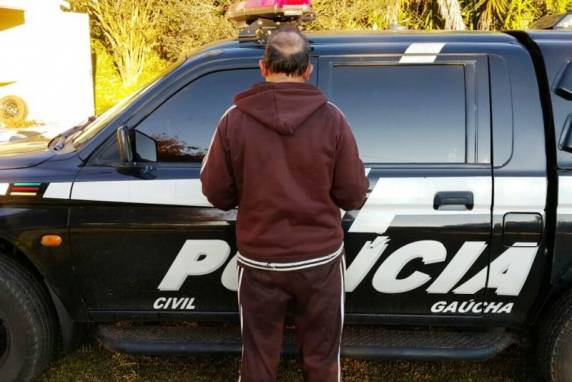 Ele foi preso preventivamente e 

encaminhado para o Presídio Estadual de Erechim