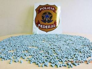 Mulher teria comprado carga de ecstasy apreendida em maio, aponta 

PF