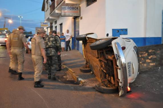O motorista estava com 

toda a documentação em dia e o teste do bafômetro deu negativo para álcool