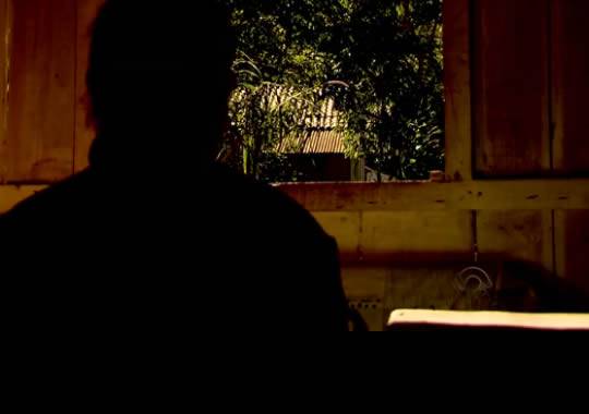 Ela disse 

que foi agredida por oito homens, que seriam colegas de trabalho