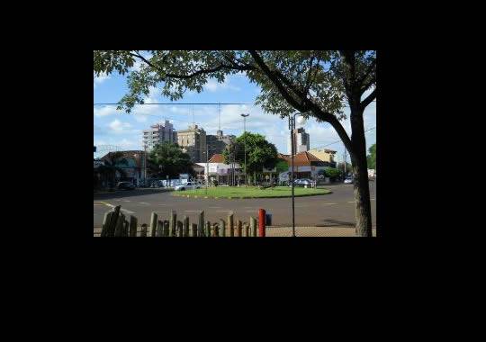 Vítima entregou R$ 10 mil a um casal de golpistas