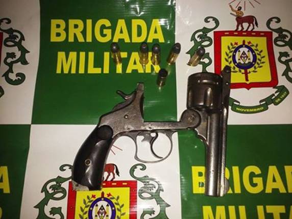 Suspeito do crime foi preso em flagrante por policial que passeava no local