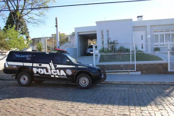 Ele havia sido detido 

no mesmo dia, mas foi liberado