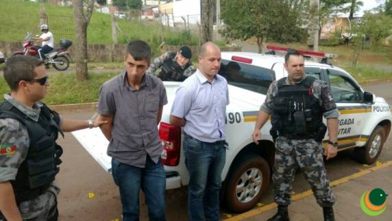 A Polícia Civil segue as investigações com o objetivo 

de prender outros indivíduos do bando