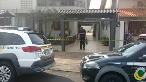 A vítima residia sozinha na casa localizada na Vila Ricci
