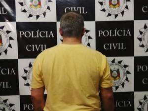 Dono de supermercado foi detido em flagrante pela polícia em Santa 

Maria
