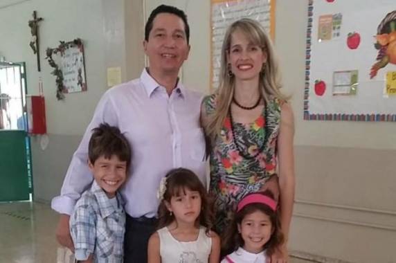 Erik Ramirez, 

casado com a catarinense Marlene Martins, assassinou os três filhos pequenos  