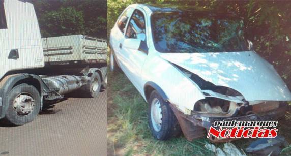 Acidente envolveu automóvel e carreta 

na RS-344
