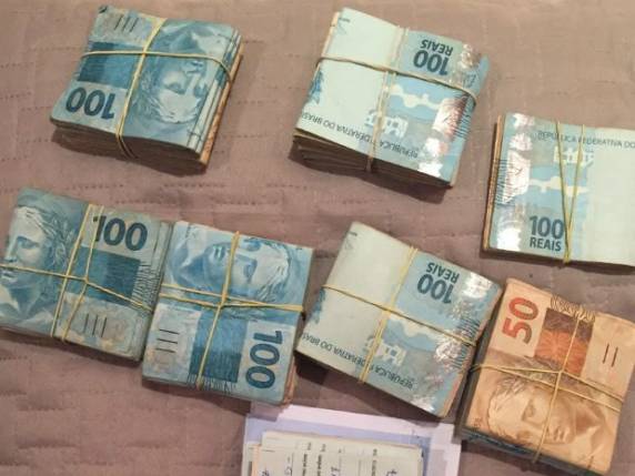 Grupo investigado tinha contato com políticos da região, segundo delegado