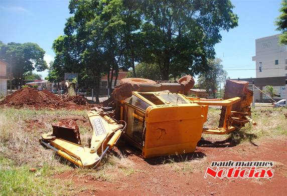 O operador da máquina teve ferimentos leves