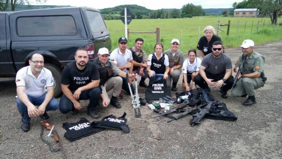 Todas as 

armas e munições foram recuperadas