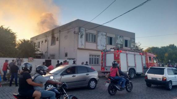 Alguns atletas da equipe da Terceira Divisão tiveram até documentos e salários queimados