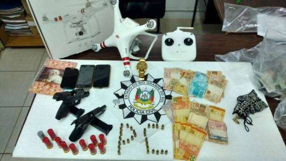 Armas e drogas também foram apreendidas em ação da Polícia Civil
