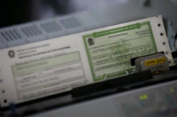 Segundo o TSE, em todo o país, mais de 1,8 milhão de eleitores estão com seus títulos irregulares por ausência nas três últimas eleições