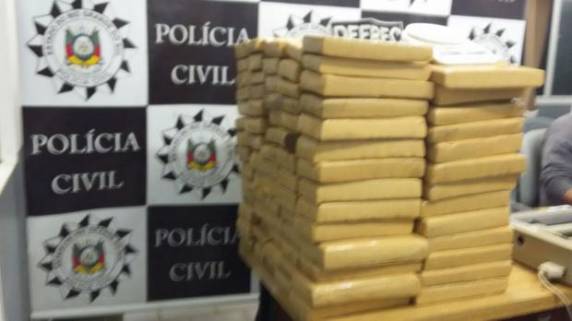 Droga foi encontrada em um depósito