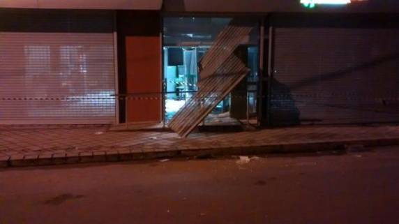 Agência do Sicredi de Progresso foi explodida na madrugada deste sábado