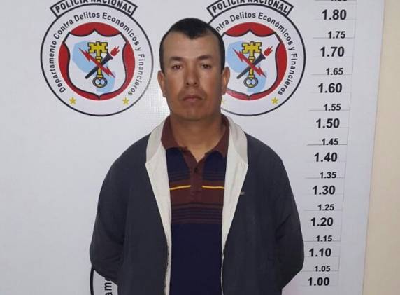 Neri José Soares, de 38 anos, foi detido nesta sexta-feira (14), na Ciudad del Este, no Paraguai. De acordo com o Ministério do Interior do país, as autoridades paraguaias ainda 

aguardam o reconhecimento do suspeito pela Polícia Civil de Porto Alegre