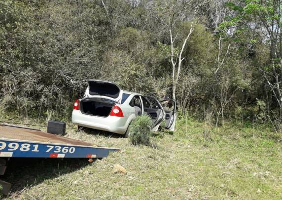 Na ação, grupo usou reféns para fazerem um cordão humano enquanto explodiam dois caixas eletrônicos da agência. 

Assalto aconceteu na madrugada desta quinta-feira (7)