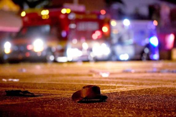 Atentado deixou pelo menos 50 mortos e 400 feridos durante evento de música country