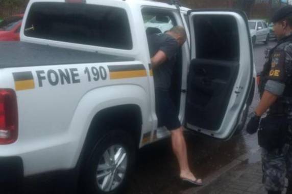 Homem possuía mandado de prisão em aberto por um assalto em Porto Alegre
