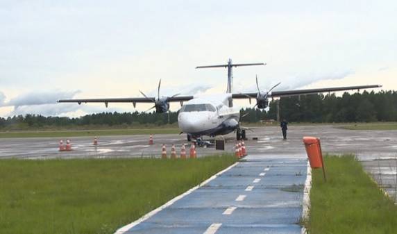 Aeronaves estavam estacionadas no pátio do aeroporto. Voo da Azul seguiria viagem para Porto Alegre, 

porém, teve que ser cancelado devido à situação