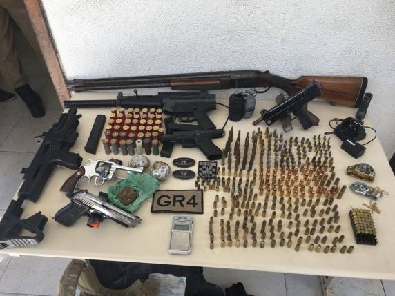 Operação foi na região do Monte Verde. Foram apreendidas armas e munições