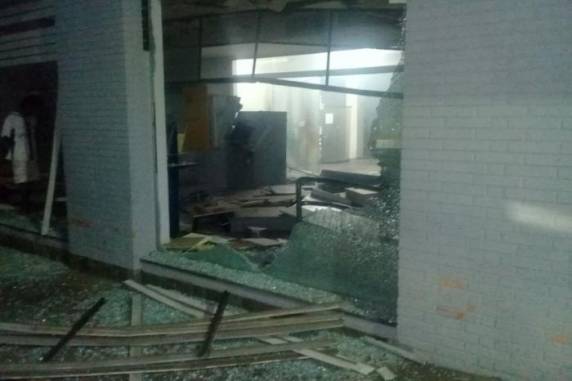 Brigada Militar ficou impedida de reagir e grupo fugiu em um veículo Polo