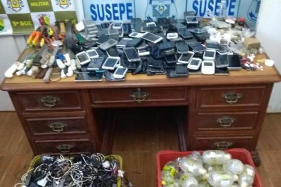 Ofensiva para combater materiais ilegais foi deflagrada na manhã desta terça-feira (19)