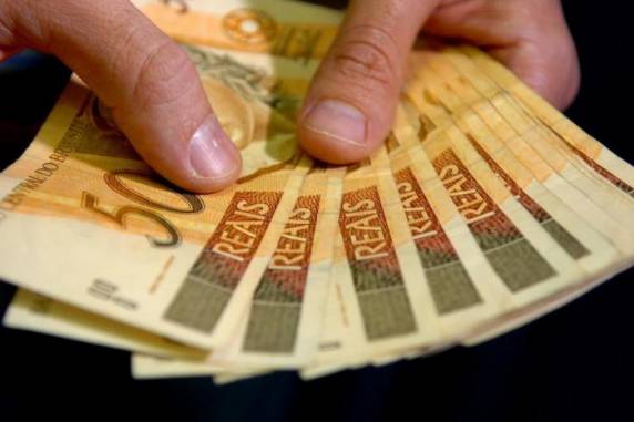 Como determina a legislação, não há desconto de Imposto de Renda agora