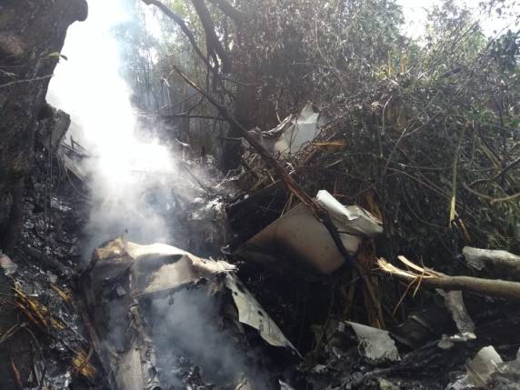 Queda foi em Ipumirim. Inicialmente, o Corpo de Bombeiros informou que 2 pessoas morreram carbonizadas, mas durante a tarde a corporação disse que há somente uma 

vítima