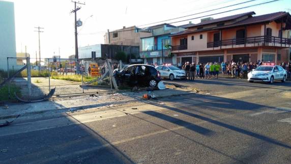 Grupo havia assaltado loja de videogames no bairro Morada do Vale 1. Durante perseguição, assaltantes trocaram tiros com a Brigada